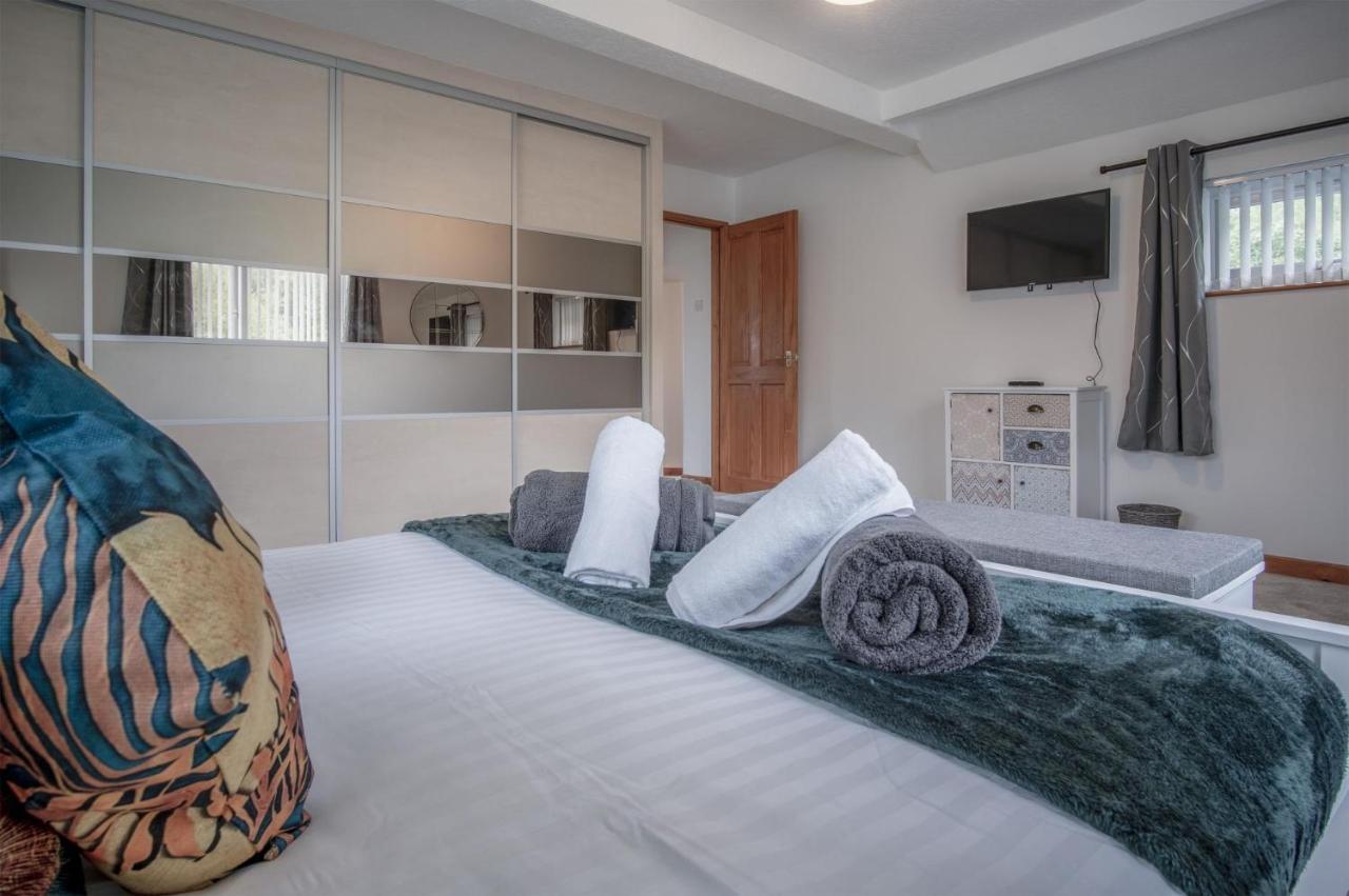 Stepaside  Tucking Mill - 3 Bedroom Holiday Home - Stepaside מראה חיצוני תמונה